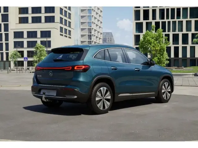 Mercedes-Benz EQA 250
