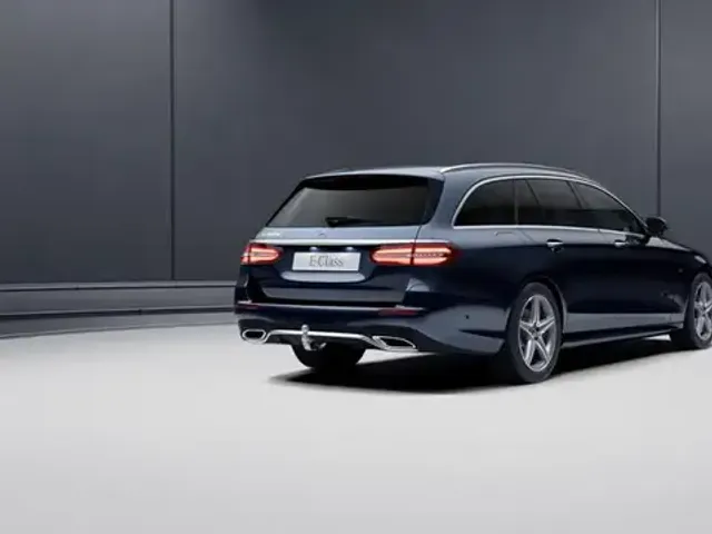 Mercedes-Benz E 300