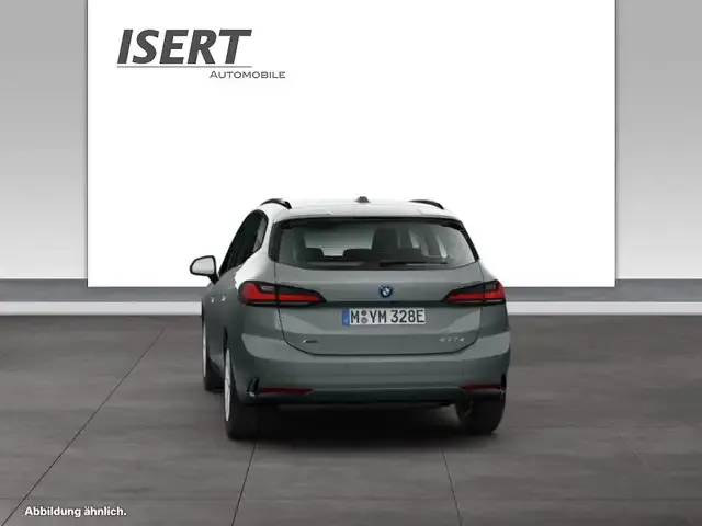 BMW 230