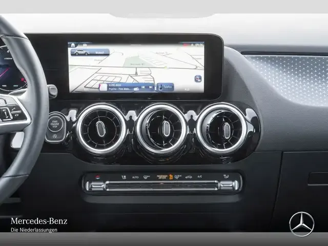 Mercedes-Benz GLA 180