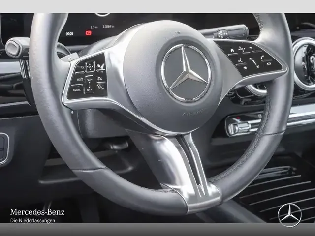 Mercedes-Benz GLA 180