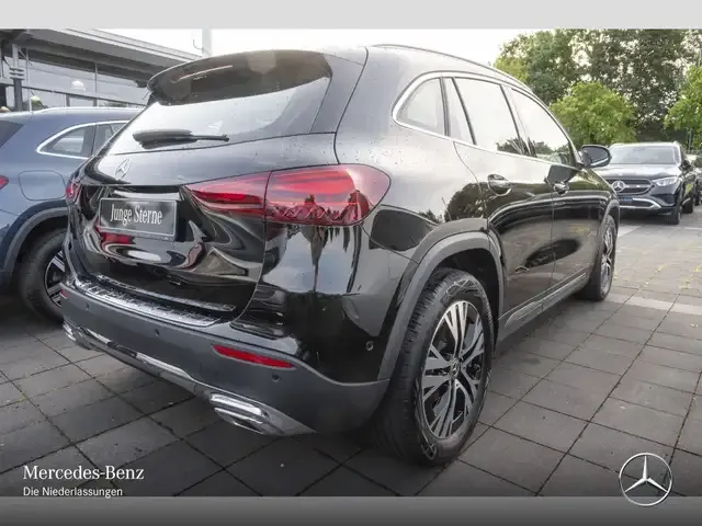 Mercedes-Benz GLA 180