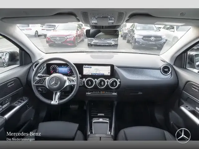Mercedes-Benz GLA 180