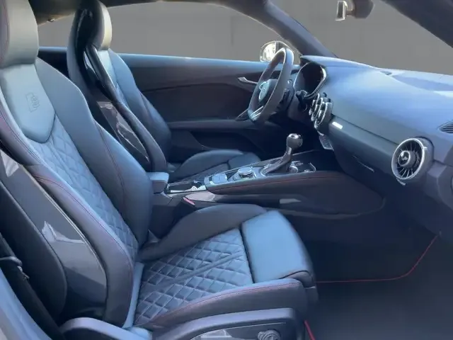 Audi TTS