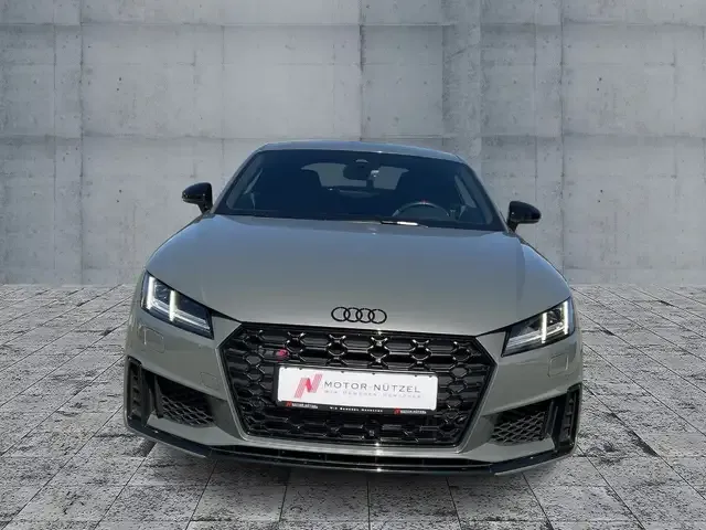 Audi TTS