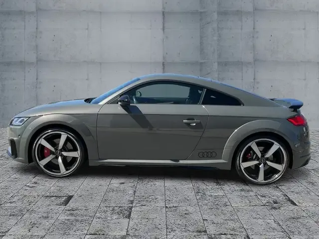 Audi TTS