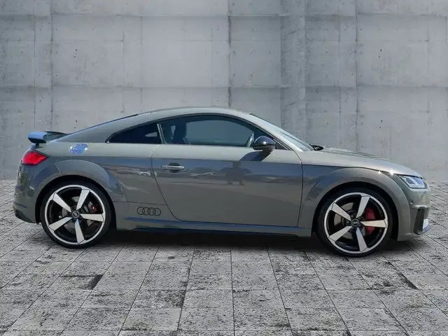 Audi TTS
