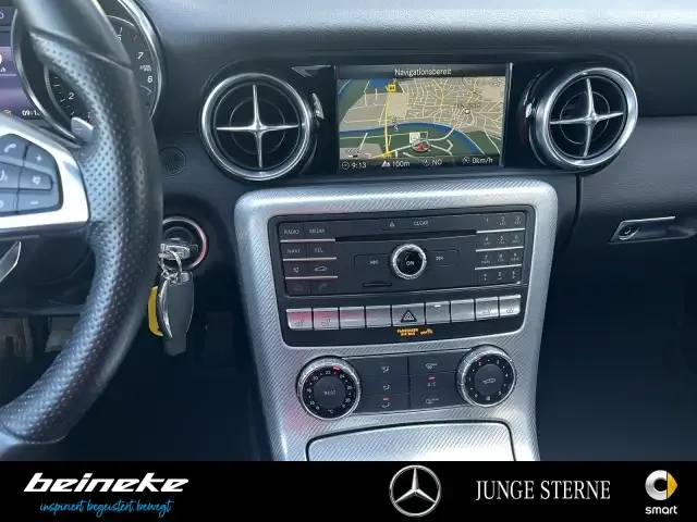 Mercedes-Benz SLC 180