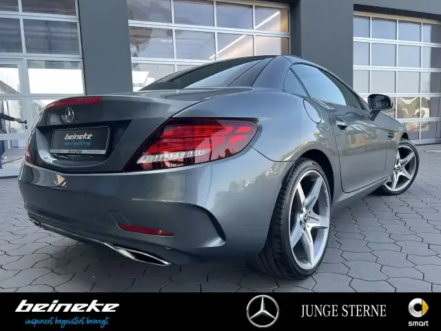 Mercedes-Benz SLC 180