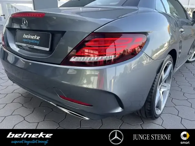 Mercedes-Benz SLC 180