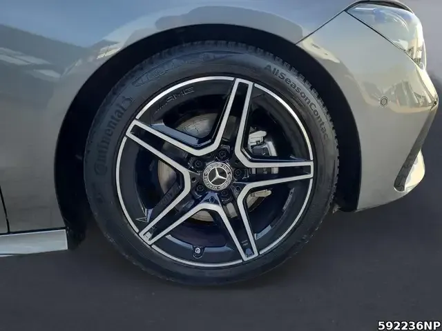 Mercedes-Benz CLA 180