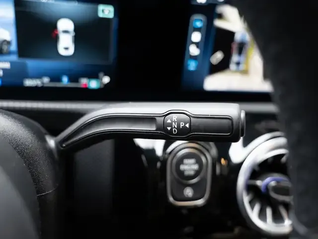 Mercedes-Benz CLA 220