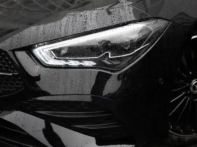 Mercedes-Benz CLA 220