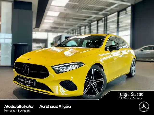 Mercedes-Benz A 220