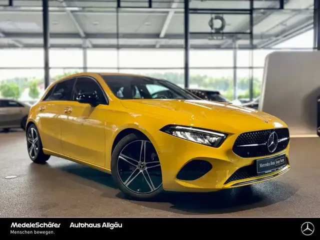 Mercedes-Benz A 220
