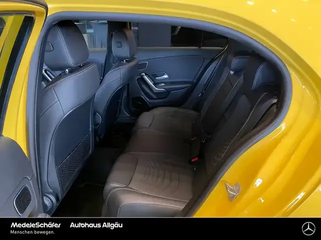 Mercedes-Benz A 220