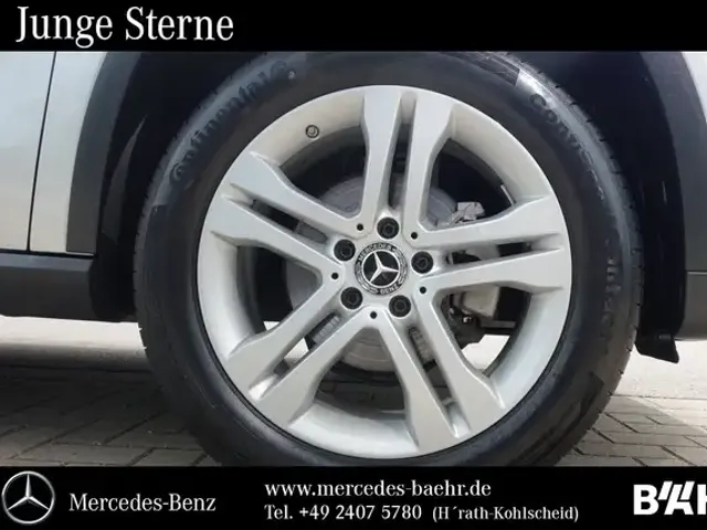 Mercedes-Benz GLA 180