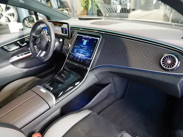 Mercedes-Benz EQE 350