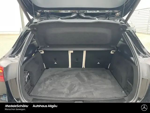 Mercedes-Benz GLA 220