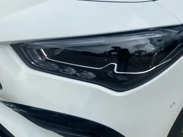 Mercedes-Benz CLA 180