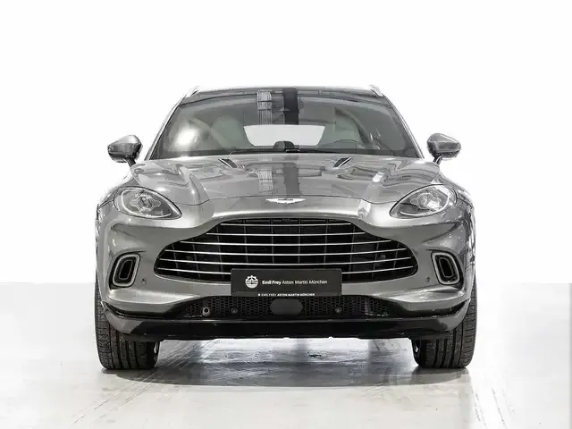Aston Martin DBX