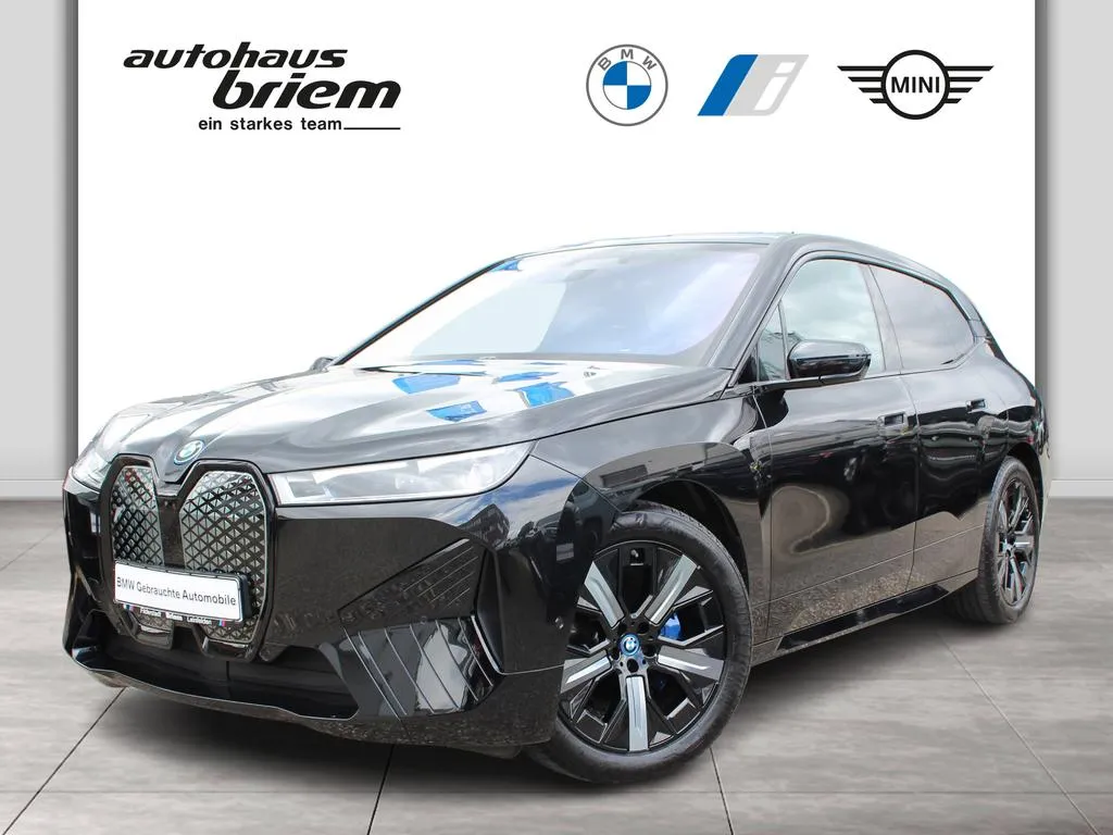 BMW iX