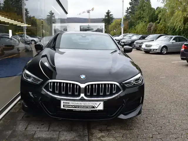 BMW 840