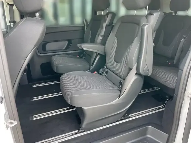 Mercedes-Benz EQV 300