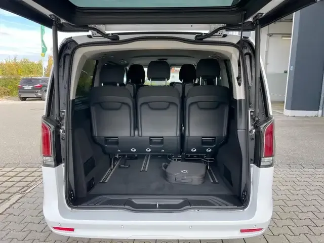 Mercedes-Benz EQV 300