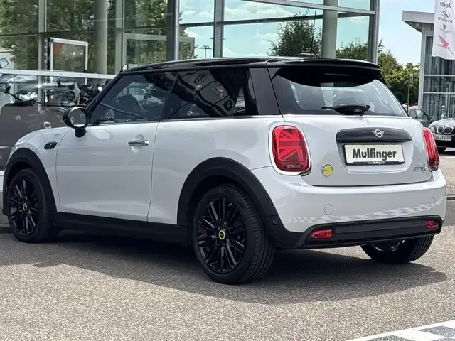 MINI Cooper SE