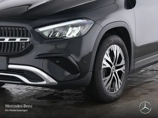 Mercedes-Benz GLA 180