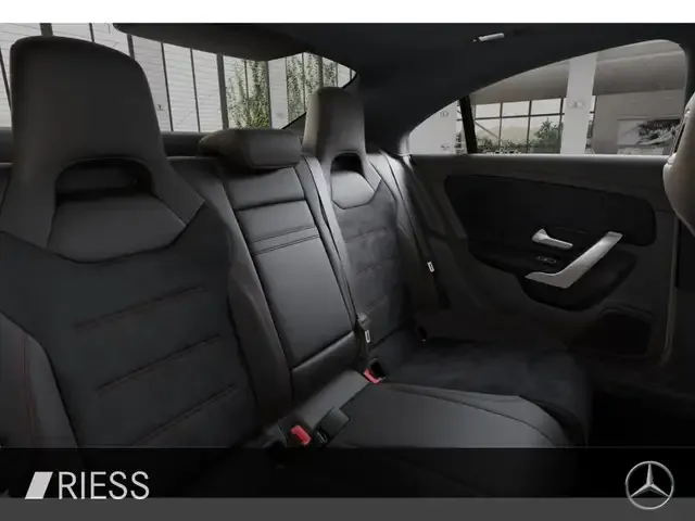 Mercedes-Benz CLA 220