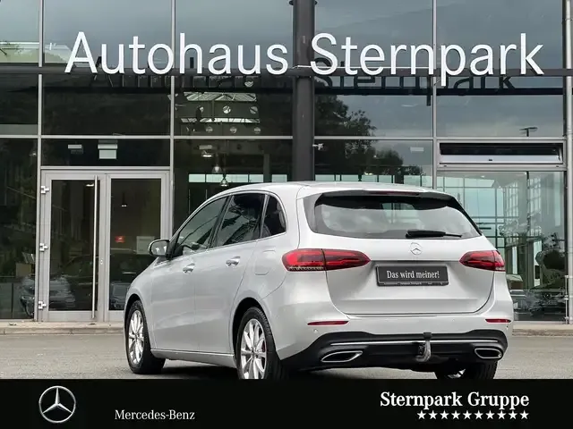 Mercedes-Benz B 200