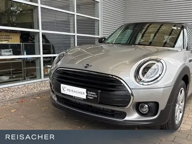 MINI Cooper Clubman
