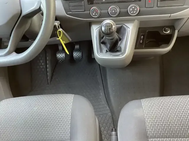 Volkswagen T6.1 Transporter