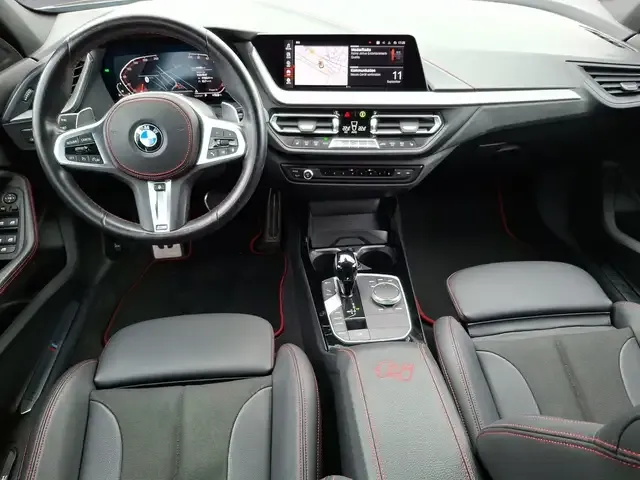 BMW 128