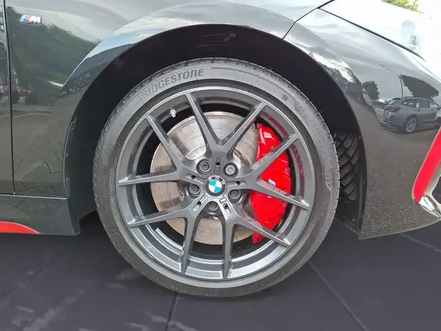 BMW 128