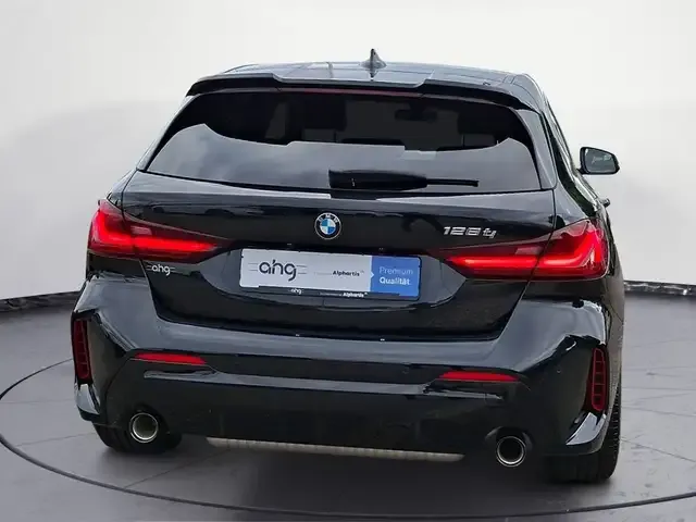 BMW 128