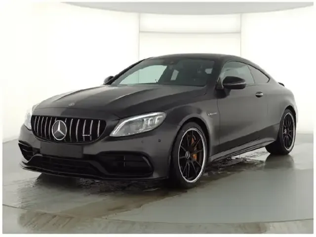 Mercedes-Benz C 63 AMG