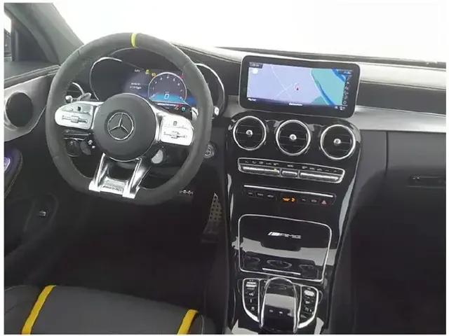 Mercedes-Benz C 63 AMG