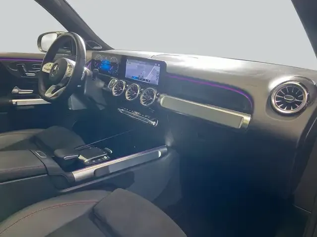 Mercedes-Benz GLB 250