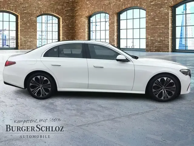 Mercedes-Benz E 220