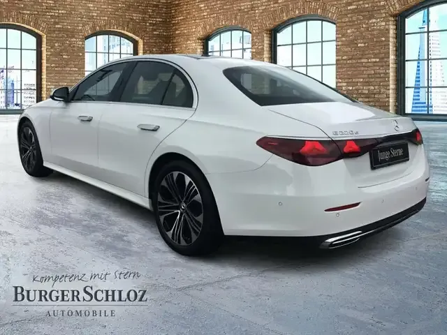 Mercedes-Benz E 220