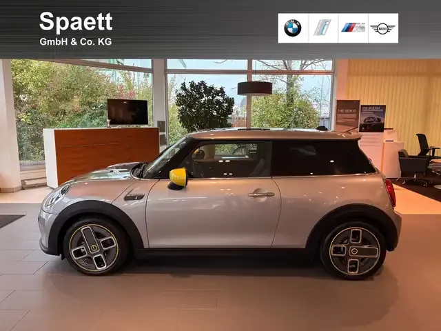 MINI Cooper SE