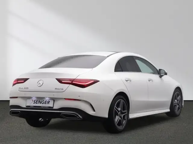 Mercedes-Benz CLA 220