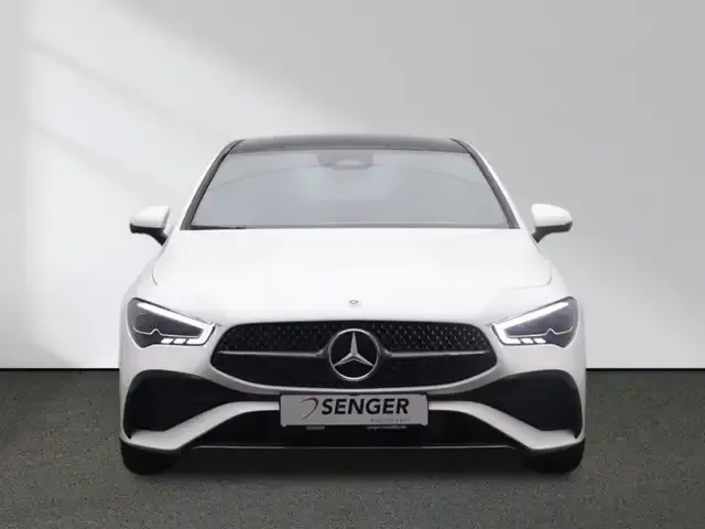 Mercedes-Benz CLA 220