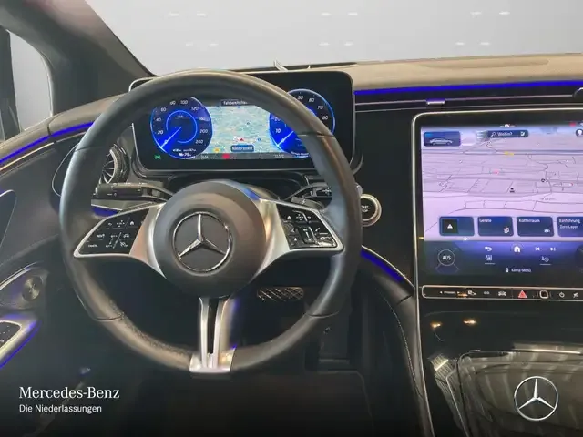 Mercedes-Benz EQE 300