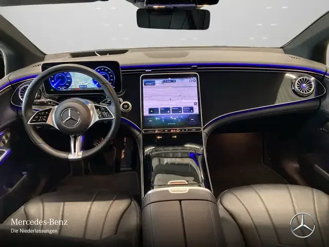 Mercedes-Benz EQE 300