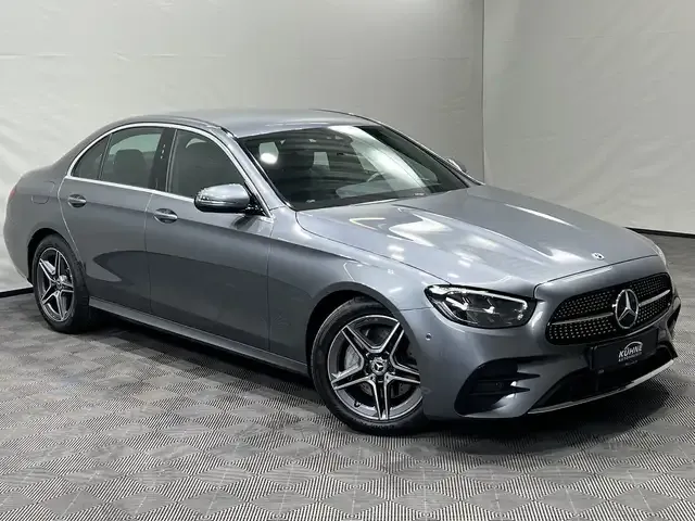 Mercedes-Benz E 200