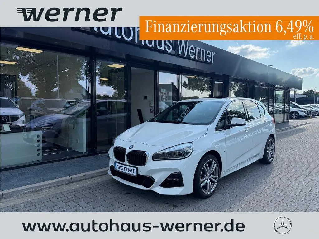 BMW 220